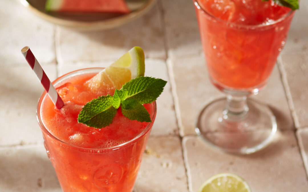 Wassermelonen-Mocktail mit Minze und Limettensaft